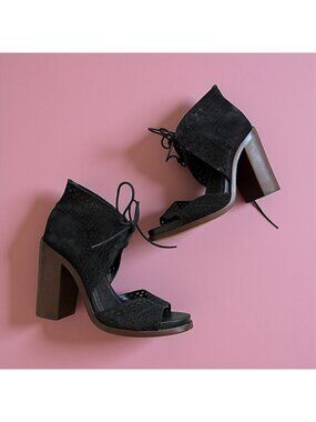 GIANNI BINI Black Laceup Peeptoe Heels Size 7